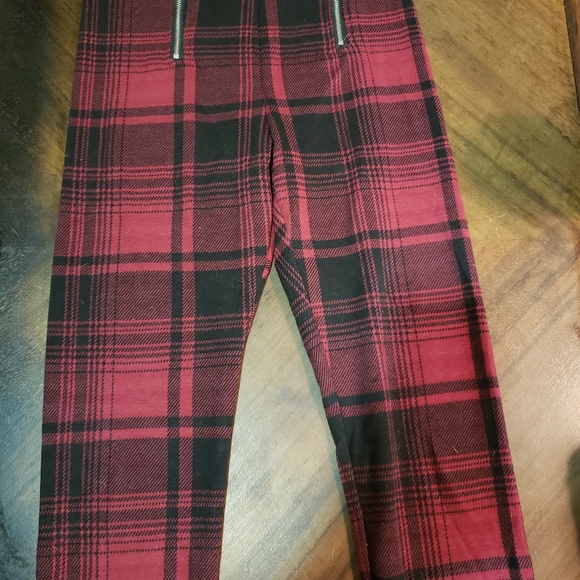 Leggings - Picture 2 of 3